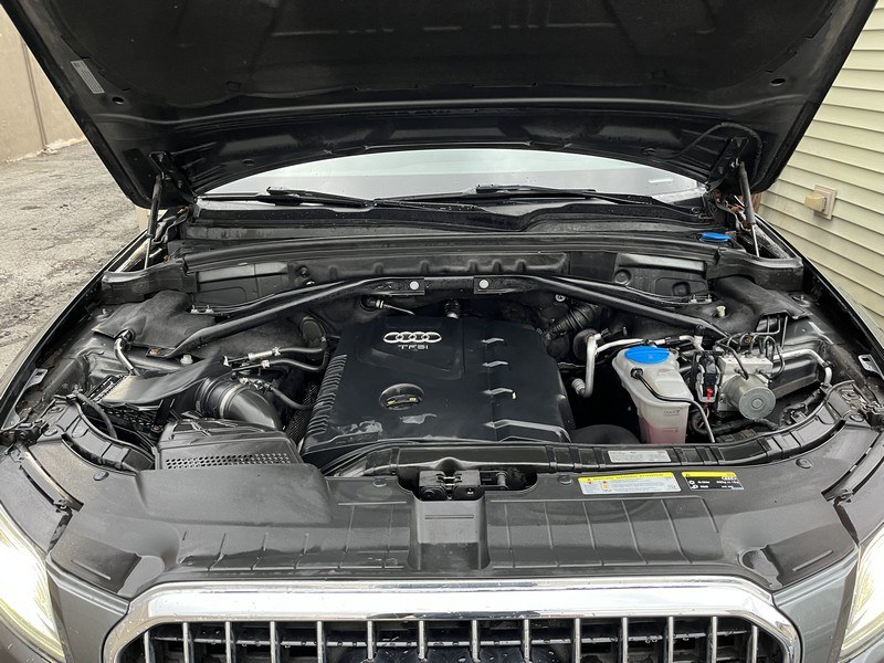 2017 Audi Q5 2.0 TFSI Premium Plus, available for sale in West Springfield, Massachusetts | Union Street Auto Sales. West Springfield, Massachusetts 2017 Audi Q5 2.0 TFSI Premium Plus, available for sale in West Springfield, Massachusetts | Union Street Auto Sales. West Springfield, Massachusetts