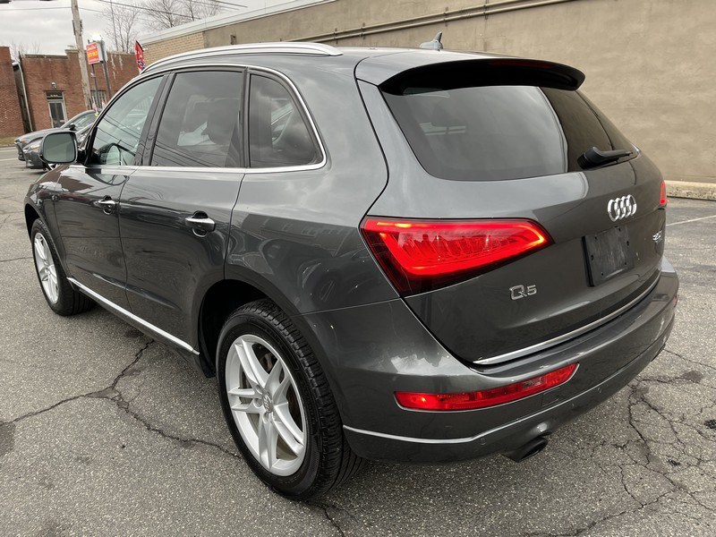 2017 Audi Q5 2.0 TFSI Premium Plus, available for sale in West Springfield, Massachusetts | Union Street Auto Sales. West Springfield, Massachusetts 2017 Audi Q5 2.0 TFSI Premium Plus, available for sale in West Springfield, Massachusetts | Union Street Auto Sales. West Springfield, Massachusetts