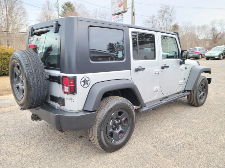 2010 Jeep Wrangler Unlimited 4dr inlimited, available for sale in East Windsor, Connecticut | Toro Auto. East Windsor, Connecticut 2010 Jeep Wrangler Unlimited 4dr inlimited, available for sale in East Windsor, Connecticut | Toro Auto. East Windsor, Connecticut