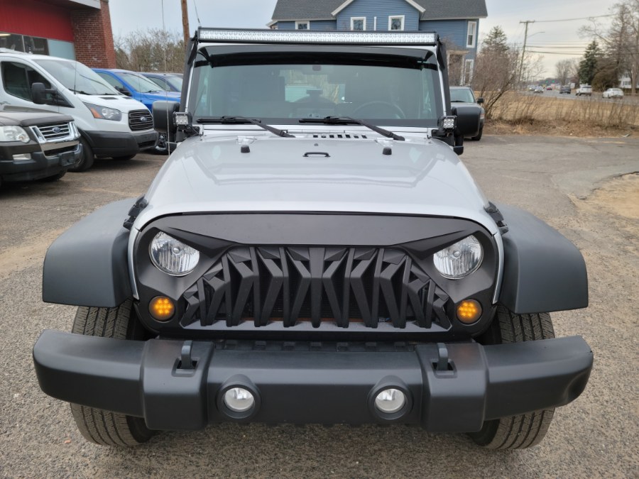 2010 Jeep Wrangler Unlimited 4dr inlimited, available for sale in East Windsor, Connecticut | Toro Auto. East Windsor, Connecticut 2010 Jeep Wrangler Unlimited 4dr inlimited, available for sale in East Windsor, Connecticut | Toro Auto. East Windsor, Connecticut