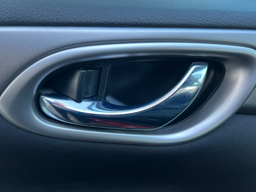 2014 Nissan Sentra 4dr Sdn I4 CVT SV, available for sale in Bristol, Connecticut | Bristol Auto Center LLC. Bristol, Connecticut 2014 Nissan Sentra 4dr Sdn I4 CVT SV, available for sale in Bristol, Connecticut | Bristol Auto Center LLC. Bristol, Connecticut