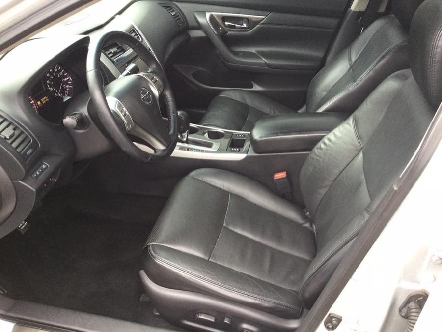 2014 Nissan Altima 4dr Sdn I4 2.5 SL, available for sale in Plantsville, Connecticut | L&S Automotive LLC. Plantsville, Connecticut 2014 Nissan Altima 4dr Sdn I4 2.5 SL, available for sale in Plantsville, Connecticut | L&S Automotive LLC. Plantsville, Connecticut