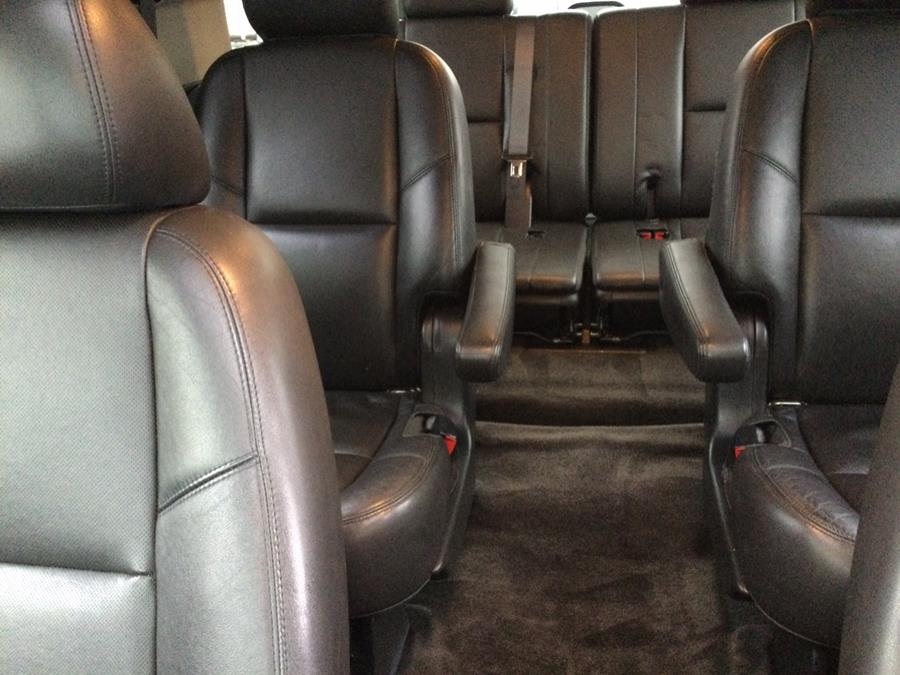 2013 Cadillac Escalade AWD 4dr Luxury, available for sale in Plantsville, Connecticut | L&S Automotive LLC. Plantsville, Connecticut 2013 Cadillac Escalade AWD 4dr Luxury, available for sale in Plantsville, Connecticut | L&S Automotive LLC. Plantsville, Connecticut