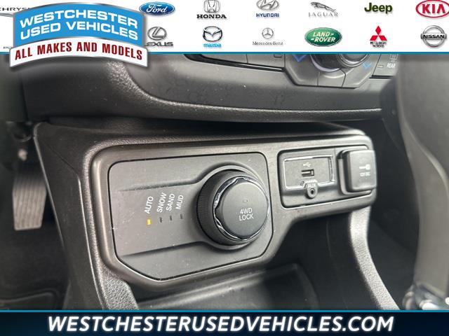 2021 Jeep Renegade Latitude, available for sale in White Plains, New York | Westchester Used Vehicles. White Plains, New York 2021 Jeep Renegade Latitude, available for sale in White Plains, New York | Westchester Used Vehicles. White Plains, New York