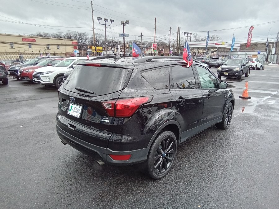 2019 Ford Escape SE FWD, available for sale in Irvington, New Jersey | NJ Used Cars Center. Irvington, New Jersey 2019 Ford Escape SE FWD, available for sale in Irvington, New Jersey | NJ Used Cars Center. Irvington, New Jersey