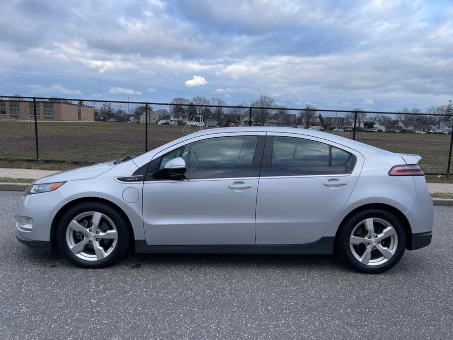 2011 Chevrolet Volt 5dr HB, available for sale in Copiague, New York | Great Deal Motors. Copiague, New York