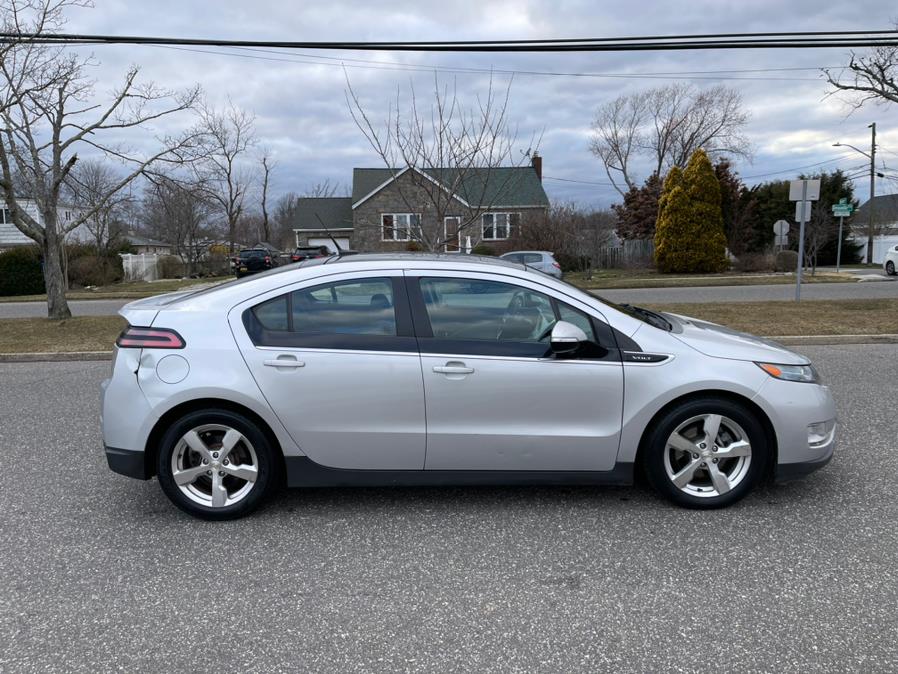 2011 Chevrolet Volt 5dr HB, available for sale in Copiague, New York | Great Deal Motors. Copiague, New York