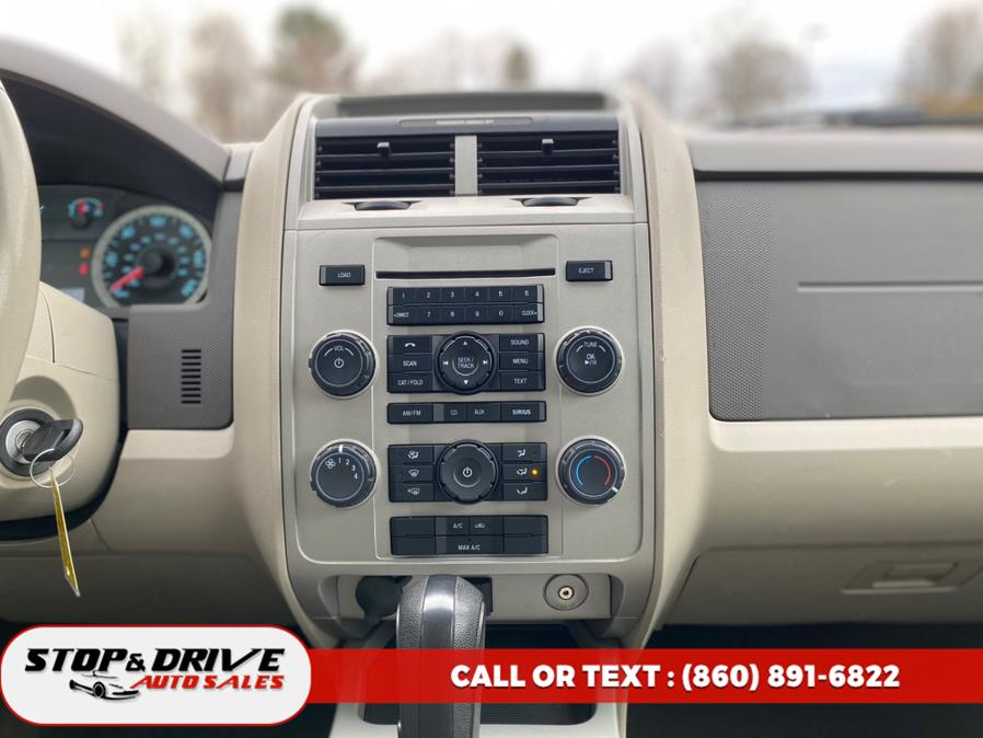 2012 Ford Escape 4WD 4dr XLT, available for sale in East Windsor, Connecticut | Stop & Drive Auto Sales. East Windsor, Connecticut 2012 Ford Escape 4WD 4dr XLT, available for sale in East Windsor, Connecticut | Stop & Drive Auto Sales. East Windsor, Connecticut