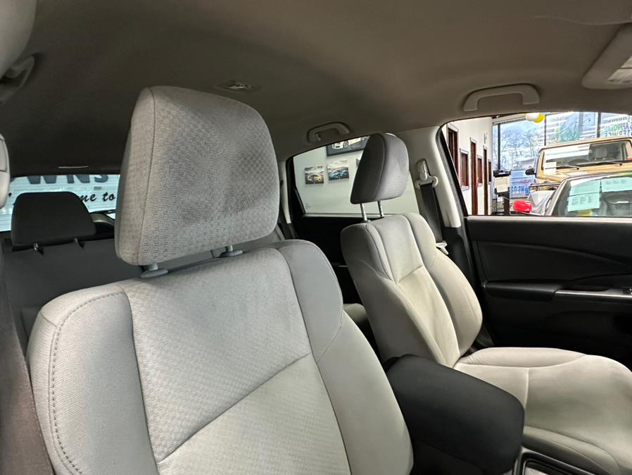 2016 Honda CR-V AWD 5dr SE, available for sale in Inwood, New York | 5 Towns Drive. Inwood, New York 2016 Honda CR-V AWD 5dr SE, available for sale in Inwood, New York | 5 Towns Drive. Inwood, New York