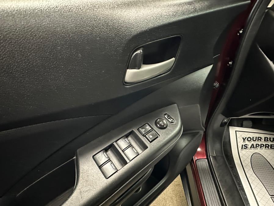 2016 Honda CR-V AWD 5dr SE, available for sale in Inwood, New York | 5 Towns Drive. Inwood, New York 2016 Honda CR-V AWD 5dr SE, available for sale in Inwood, New York | 5 Towns Drive. Inwood, New York