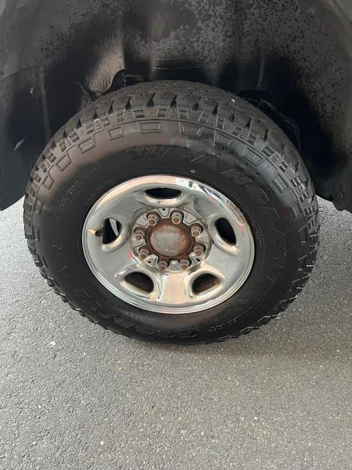 2007 GMC Sierra 2500HD 4WD Reg Cab 133" SLE1, available for sale in New Britain, Connecticut | Supreme Automotive. New Britain, Connecticut 2007 GMC Sierra 2500HD 4WD Reg Cab 133" SLE1, available for sale in New Britain, Connecticut | Supreme Automotive. New Britain, Connecticut