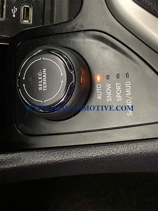 2016 Jeep Cherokee 4WD 4dr Limited, available for sale in Naugatuck, Connecticut | J&M Automotive Sls&Svc LLC. Naugatuck, Connecticut 2016 Jeep Cherokee 4WD 4dr Limited, available for sale in Naugatuck, Connecticut | J&M Automotive Sls&Svc LLC. Naugatuck, Connecticut