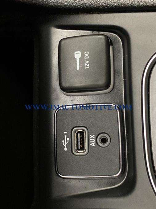 2019 Jeep Cherokee Limited 4x4, available for sale in Naugatuck, Connecticut | J&M Automotive Sls&Svc LLC. Naugatuck, Connecticut 2019 Jeep Cherokee Limited 4x4, available for sale in Naugatuck, Connecticut | J&M Automotive Sls&Svc LLC. Naugatuck, Connecticut