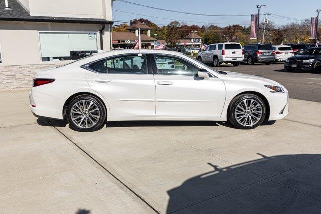 2019 Lexus Es , available for sale in Great Neck, New York | Camy Cars. Great Neck, New York 2019 Lexus Es , available for sale in Great Neck, New York | Camy Cars. Great Neck, New York