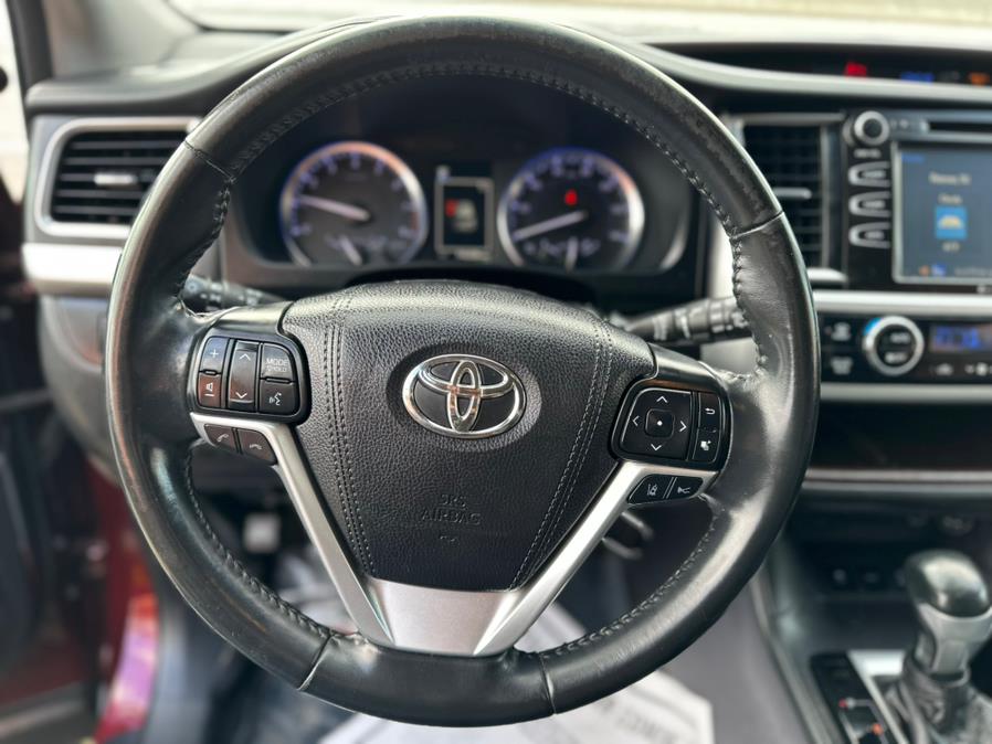 2018 Toyota Highlander XLE V6 AWD (Natl), available for sale in Bloomingdale, New Jersey | Bloomingdale Auto Group. Bloomingdale, New Jersey 2018 Toyota Highlander XLE V6 AWD (Natl), available for sale in Bloomingdale, New Jersey | Bloomingdale Auto Group. Bloomingdale, New Jersey