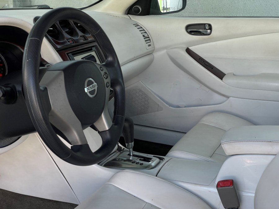 2011 Nissan Altima 4dr Sdn I4 CVT 2.5 S, available for sale in Corona, California | Green Light Auto. Corona, California 2011 Nissan Altima 4dr Sdn I4 CVT 2.5 S, available for sale in Corona, California | Green Light Auto. Corona, California