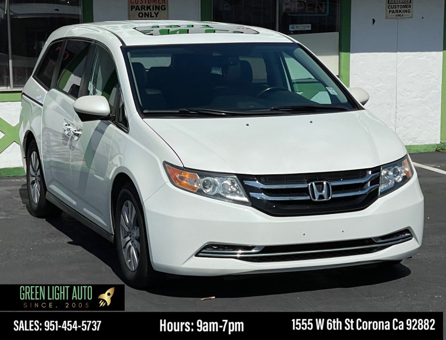 2014 Honda Odyssey 5dr EX-L w/Navi, available for sale in Corona, California | Green Light Auto. Corona, California 2014 Honda Odyssey 5dr EX-L w/Navi, available for sale in Corona, California | Green Light Auto. Corona, California