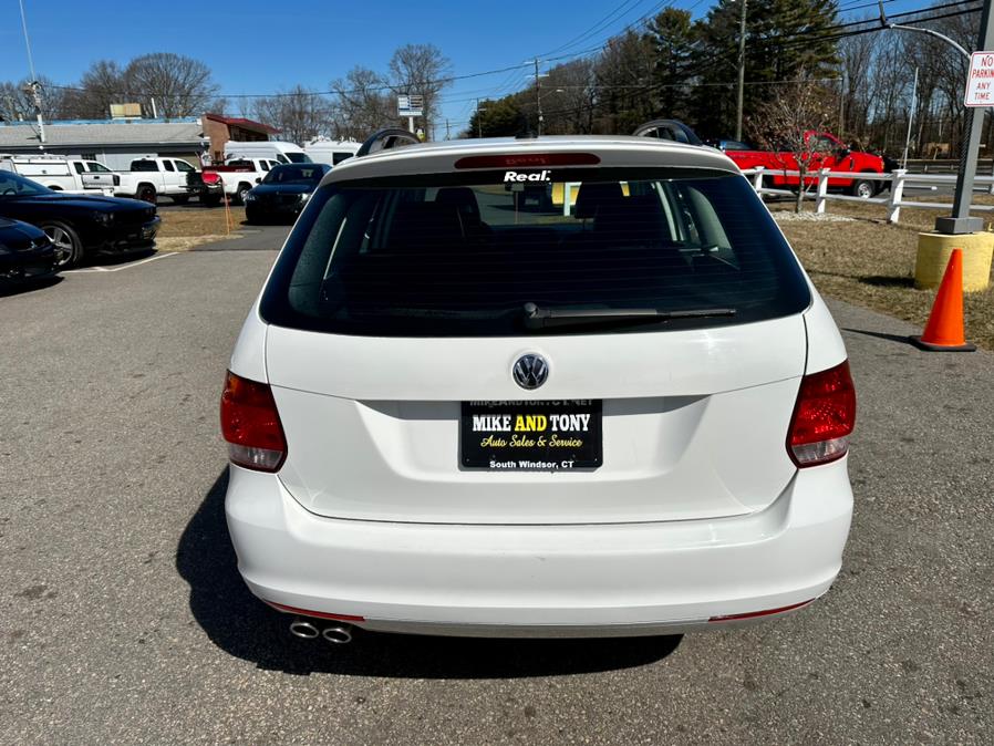 2014 Volkswagen Jetta SportWagen 4dr Manual TDI w/Sunroof, available for sale in South Windsor, Connecticut | Mike And Tony Auto Sales, Inc. South Windsor, Connecticut 2014 Volkswagen Jetta SportWagen 4dr Manual TDI w/Sunroof, available for sale in South Windsor, Connecticut | Mike And Tony Auto Sales, Inc. South Windsor, Connecticut
