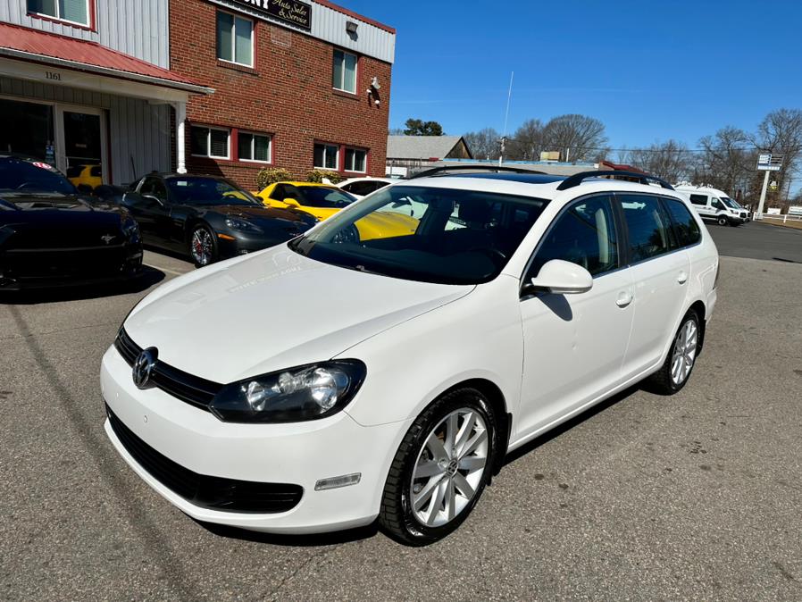 2014 Volkswagen Jetta SportWagen 4dr Manual TDI w/Sunroof, available for sale in South Windsor, Connecticut | Mike And Tony Auto Sales, Inc. South Windsor, Connecticut 2014 Volkswagen Jetta SportWagen 4dr Manual TDI w/Sunroof, available for sale in South Windsor, Connecticut | Mike And Tony Auto Sales, Inc. South Windsor, Connecticut