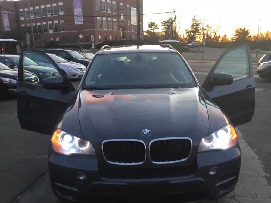 2012 BMW X5 AWD 4dr xDrive35i, available for sale in Manchester, Connecticut | Liberty Motors. Manchester, Connecticut 2012 BMW X5 AWD 4dr xDrive35i, available for sale in Manchester, Connecticut | Liberty Motors. Manchester, Connecticut