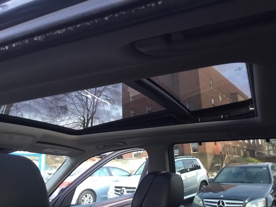 2012 BMW X5 AWD 4dr xDrive35i, available for sale in Manchester, Connecticut | Liberty Motors. Manchester, Connecticut 2012 BMW X5 AWD 4dr xDrive35i, available for sale in Manchester, Connecticut | Liberty Motors. Manchester, Connecticut