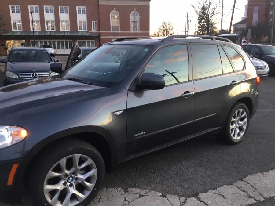 2012 BMW X5 AWD 4dr xDrive35i, available for sale in Manchester, Connecticut | Liberty Motors. Manchester, Connecticut 2012 BMW X5 AWD 4dr xDrive35i, available for sale in Manchester, Connecticut | Liberty Motors. Manchester, Connecticut