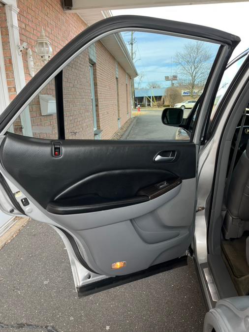 2006 Acura MDX 4dr SUV AT Touring w/Navi, available for sale in New Britain, Connecticut | Supreme Automotive. New Britain, Connecticut 2006 Acura MDX 4dr SUV AT Touring w/Navi, available for sale in New Britain, Connecticut | Supreme Automotive. New Britain, Connecticut