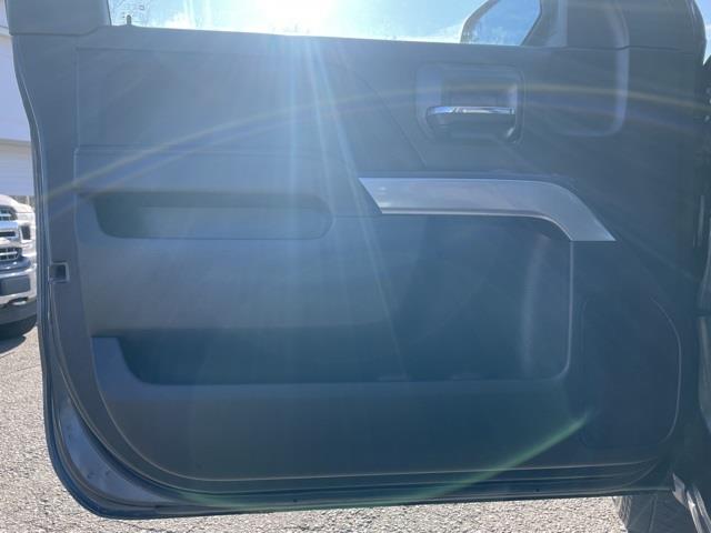 2018 Chevrolet Silverado 1500 LT, available for sale in Brookfield, Connecticut | Blasius Federal Road. Brookfield, Connecticut 2018 Chevrolet Silverado 1500 LT, available for sale in Brookfield, Connecticut | Blasius Federal Road. Brookfield, Connecticut