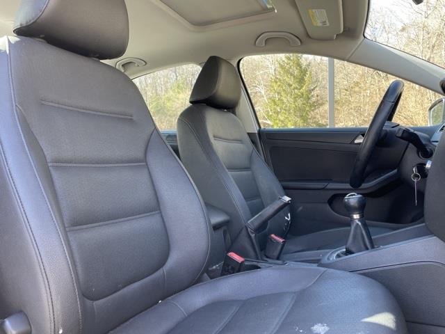 2011 Volkswagen Jetta 2.5L SE, available for sale in Brookfield, Connecticut | Blasius Federal Road. Brookfield, Connecticut 2011 Volkswagen Jetta 2.5L SE, available for sale in Brookfield, Connecticut | Blasius Federal Road. Brookfield, Connecticut