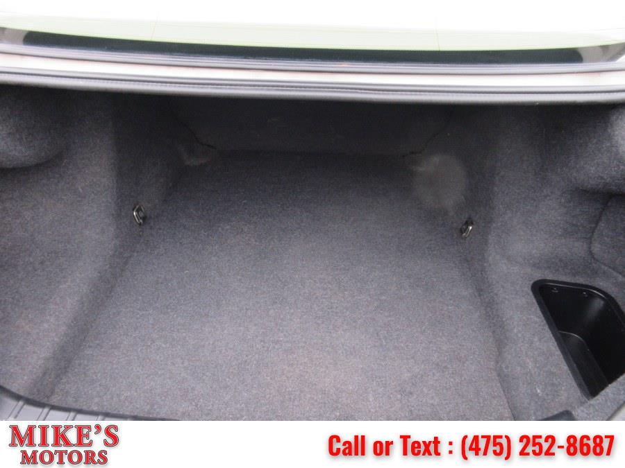 2012 BMW 5 Series 4dr Sdn 535i RWD, available for sale in Stratford, Connecticut | Mike's Motors LLC. Stratford, Connecticut 2012 BMW 5 Series 4dr Sdn 535i RWD, available for sale in Stratford, Connecticut | Mike's Motors LLC. Stratford, Connecticut