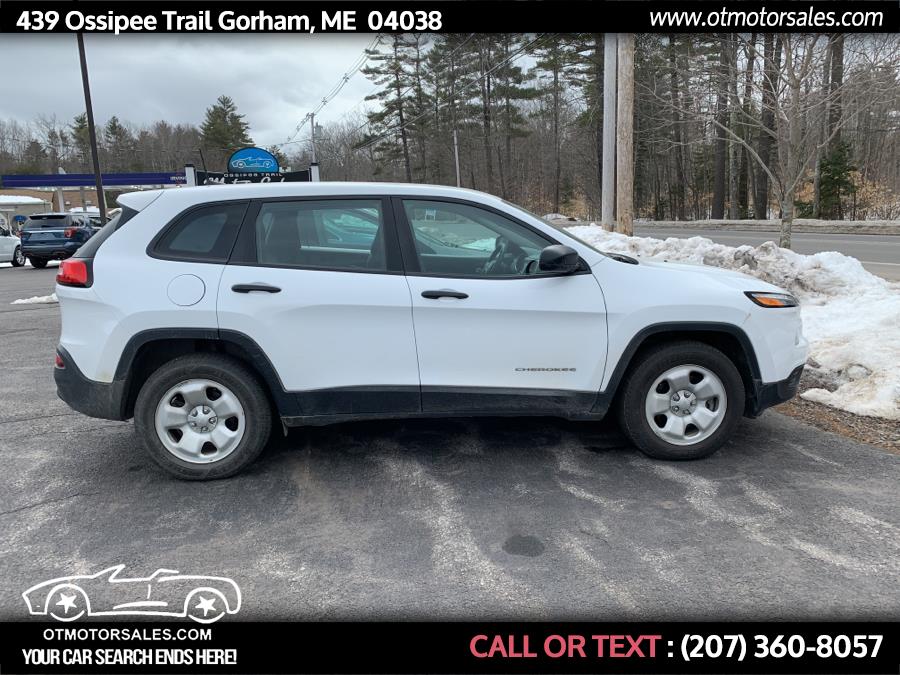 2016 Jeep Cherokee 4WD 4dr Altitude, available for sale in Gorham, Maine | Ossipee Trail Motor Sales. Gorham, Maine