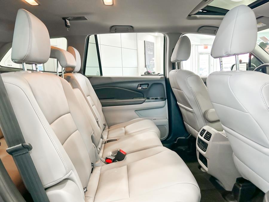 2018 Honda Pilot EX-L w/Navigation AWD, available for sale in Franklin Square, New York | Luxury Motor Club. Franklin Square, New York 2018 Honda Pilot EX-L w/Navigation AWD, available for sale in Franklin Square, New York | Luxury Motor Club. Franklin Square, New York
