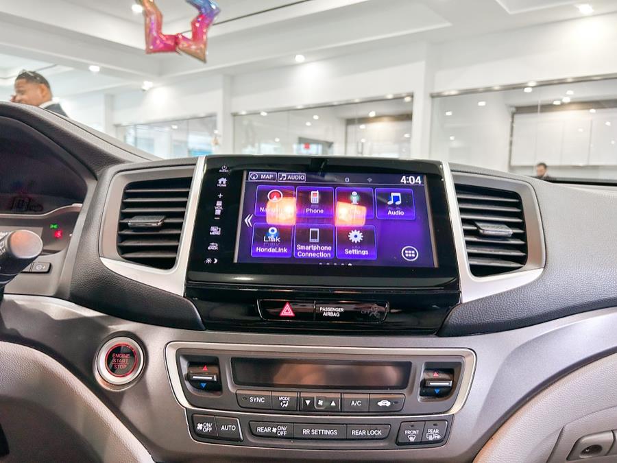 2018 Honda Pilot EX-L w/Navigation AWD, available for sale in Franklin Square, New York | Luxury Motor Club. Franklin Square, New York 2018 Honda Pilot EX-L w/Navigation AWD, available for sale in Franklin Square, New York | Luxury Motor Club. Franklin Square, New York