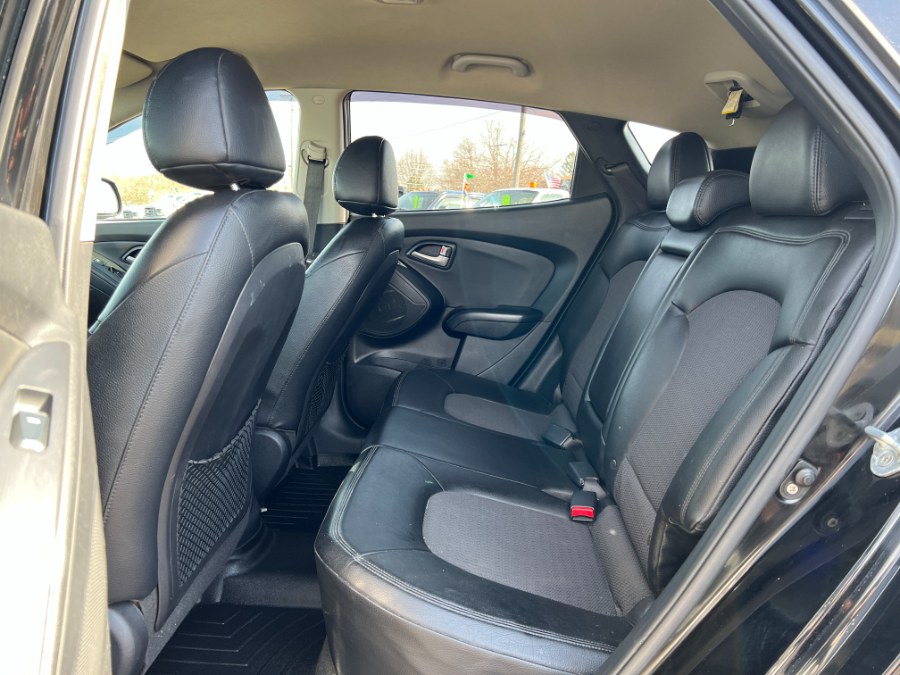 2012 Hyundai Tucson AWD 4dr Auto GLS, available for sale in Ortonville, Michigan | Marsh Auto Sales LLC. Ortonville, Michigan 2012 Hyundai Tucson AWD 4dr Auto GLS, available for sale in Ortonville, Michigan | Marsh Auto Sales LLC. Ortonville, Michigan