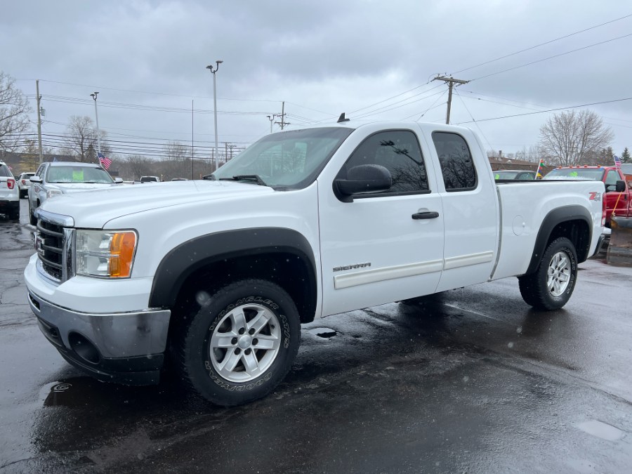 2009 GMC Sierra 1500 4WD Ext Cab 143.5" SLE, available for sale in Ortonville, Michigan | Marsh Auto Sales LLC. Ortonville, Michigan
