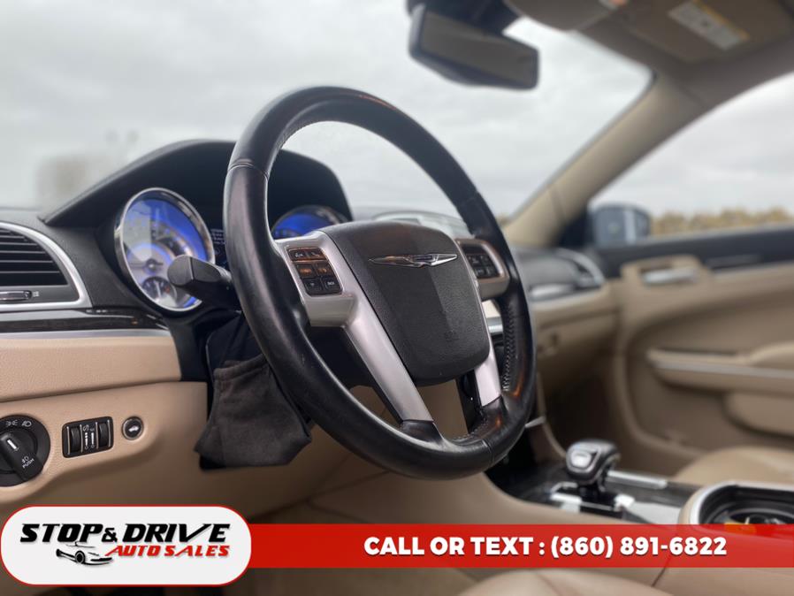 2013 Chrysler 300 4dr Sdn RWD, available for sale in East Windsor, Connecticut | Stop & Drive Auto Sales. East Windsor, Connecticut 2013 Chrysler 300 4dr Sdn RWD, available for sale in East Windsor, Connecticut | Stop & Drive Auto Sales. East Windsor, Connecticut