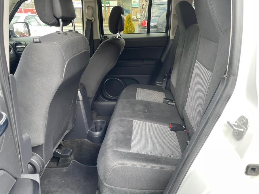 2016 Jeep Patriot 4WD 4dr Latitude, available for sale in Vernon, Connecticut | Diamond Auto Cars LLC. Vernon, Connecticut 2016 Jeep Patriot 4WD 4dr Latitude, available for sale in Vernon, Connecticut | Diamond Auto Cars LLC. Vernon, Connecticut