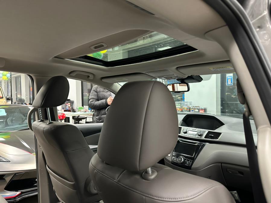 2016 Honda Odyssey 5dr EX-L, available for sale in Inwood, New York | 5 Towns Drive. Inwood, New York 2016 Honda Odyssey 5dr EX-L, available for sale in Inwood, New York | 5 Towns Drive. Inwood, New York