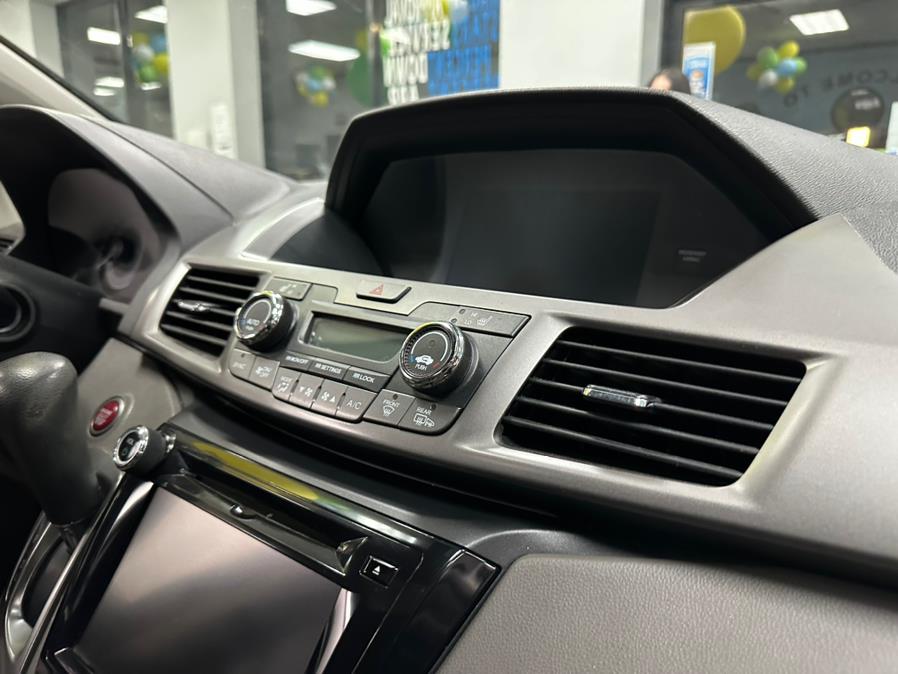 2016 Honda Odyssey 5dr EX-L, available for sale in Inwood, New York | 5 Towns Drive. Inwood, New York 2016 Honda Odyssey 5dr EX-L, available for sale in Inwood, New York | 5 Towns Drive. Inwood, New York