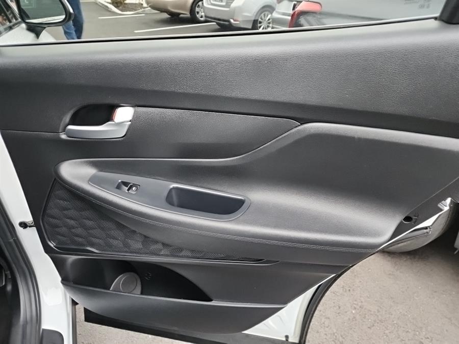 2020 Hyundai Santa Fe SE 2.4L Auto AWD, available for sale in Islip, New York | L.I. Auto Gallery. Islip, New York 2020 Hyundai Santa Fe SE 2.4L Auto AWD, available for sale in Islip, New York | L.I. Auto Gallery. Islip, New York