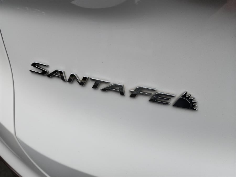 2020 Hyundai Santa Fe SE 2.4L Auto AWD, available for sale in Islip, New York | L.I. Auto Gallery. Islip, New York 2020 Hyundai Santa Fe SE 2.4L Auto AWD, available for sale in Islip, New York | L.I. Auto Gallery. Islip, New York