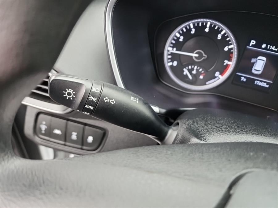 2020 Hyundai Santa Fe SE 2.4L Auto AWD, available for sale in Islip, New York | L.I. Auto Gallery. Islip, New York 2020 Hyundai Santa Fe SE 2.4L Auto AWD, available for sale in Islip, New York | L.I. Auto Gallery. Islip, New York