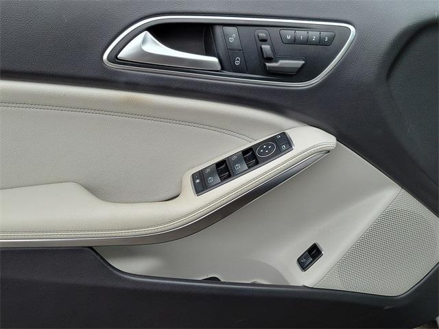 2015 Mercedes-benz Gla GLA 250, available for sale in Stratford, Connecticut | Wiz Leasing Inc. Stratford, Connecticut 2015 Mercedes-benz Gla GLA 250, available for sale in Stratford, Connecticut | Wiz Leasing Inc. Stratford, Connecticut
