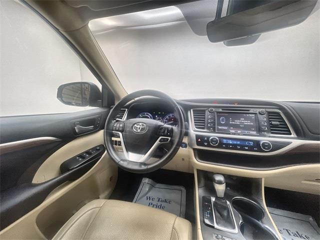 2017 Toyota Highlander Hybrid XLE, available for sale in Bronx, New York | Eastchester Motor Cars. Bronx, New York 2017 Toyota Highlander Hybrid XLE, available for sale in Bronx, New York | Eastchester Motor Cars. Bronx, New York