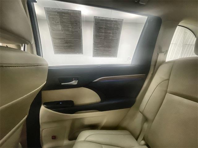 2017 Toyota Highlander Hybrid XLE, available for sale in Bronx, New York | Eastchester Motor Cars. Bronx, New York 2017 Toyota Highlander Hybrid XLE, available for sale in Bronx, New York | Eastchester Motor Cars. Bronx, New York