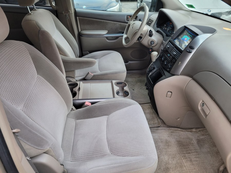2006 Toyota Sienna 5dr LE FWD 8-Passenger (Natl), available for sale in Auburn, New Hampshire | ODA Auto Precision LLC. Auburn, New Hampshire 2006 Toyota Sienna 5dr LE FWD 8-Passenger (Natl), available for sale in Auburn, New Hampshire | ODA Auto Precision LLC. Auburn, New Hampshire