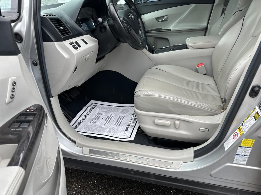 2014 TOYOTA VENZA XLE AWD 4dr Wgn V6 AWD XLE (Natl), available for sale in Milford, Connecticut | Superior Motors LLC. Milford, Connecticut 2014 TOYOTA VENZA XLE AWD 4dr Wgn V6 AWD XLE (Natl), available for sale in Milford, Connecticut | Superior Motors LLC. Milford, Connecticut