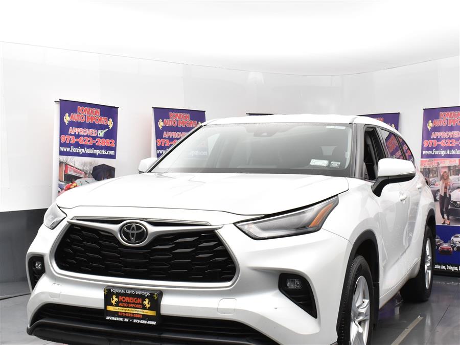 2022 Toyota Highlander LE AWD (Natl), available for sale in Irvington, New Jersey | Foreign Auto Imports. Irvington, New Jersey