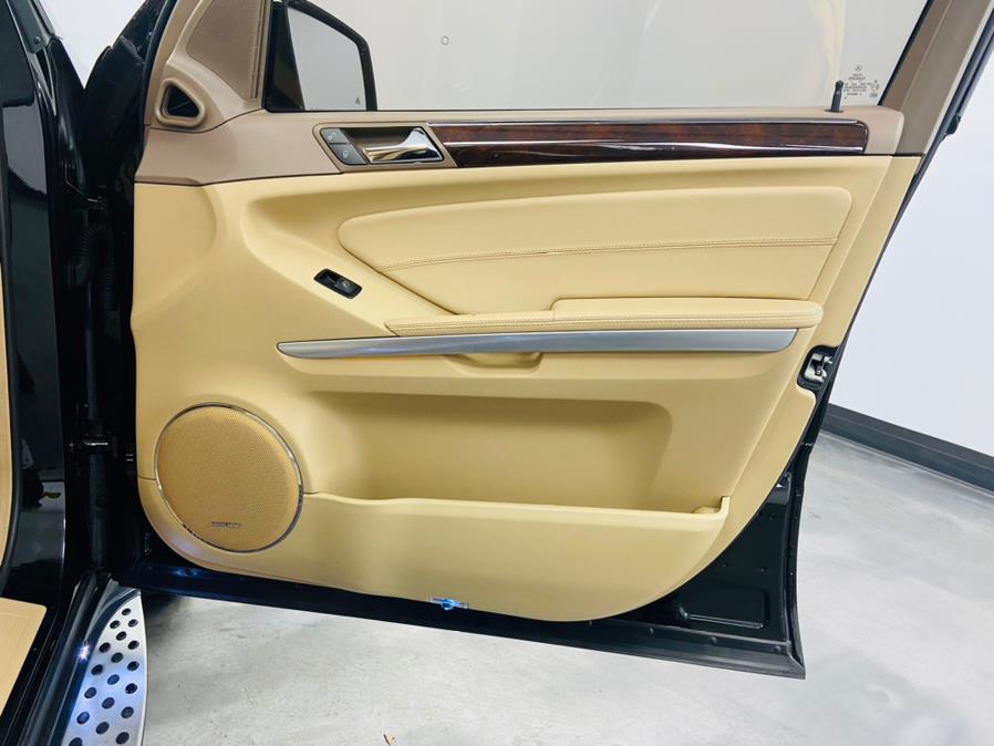 2012 Mercedes-Benz GL-Class 4MATIC 4dr GL550, available for sale in Linden, New Jersey | East Coast Auto Group. Linden, New Jersey 2012 Mercedes-Benz GL-Class 4MATIC 4dr GL550, available for sale in Linden, New Jersey | East Coast Auto Group. Linden, New Jersey