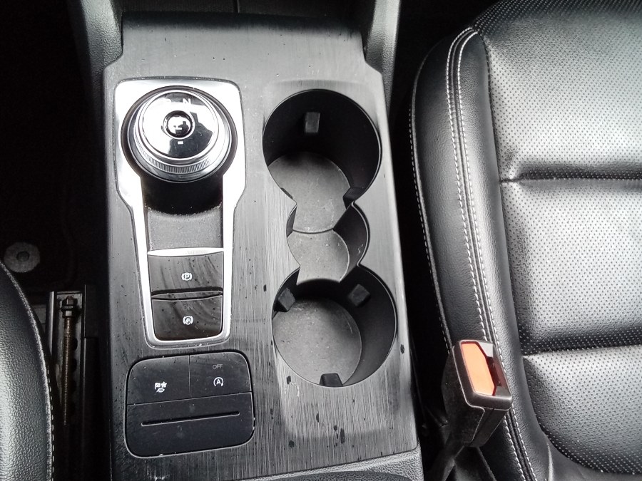2021 Ford Escape SEL AWD, available for sale in Irvington, New Jersey | NJ Used Cars Center. Irvington, New Jersey 2021 Ford Escape SEL AWD, available for sale in Irvington, New Jersey | NJ Used Cars Center. Irvington, New Jersey